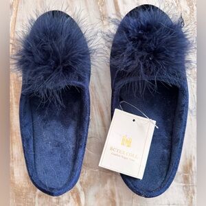 Women's Cozy Navy Slippers with Fluffy Pom-Pom
